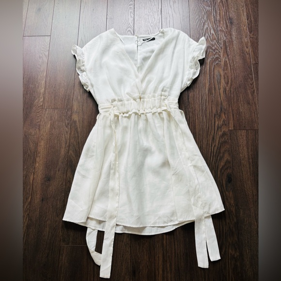 ZARA White Ruffle Sleeve Garden Dress - Picture 5 of 15